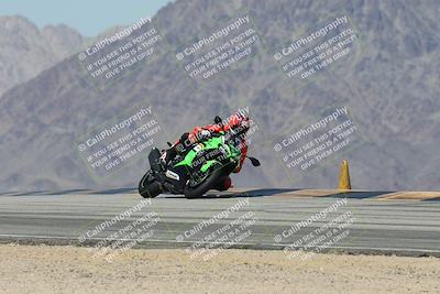 media/Oct-02-2025-Racers Edge (Thu) [[2c91cb6ab3]]/3-B Group/Session 4-Turn 9 (120pm)/